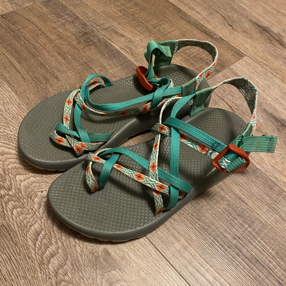 Like New Barely Used Chaco’s Women’s 10